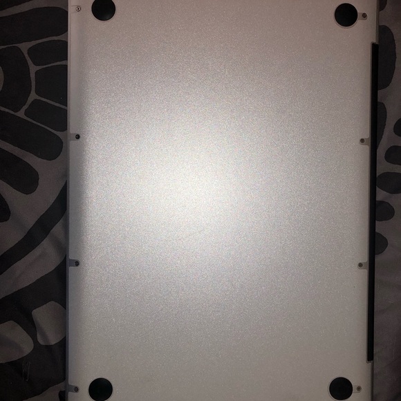 MacBook Pro 13inch Core-i5 2.5 Mid 2012 - Picture 7 of 16